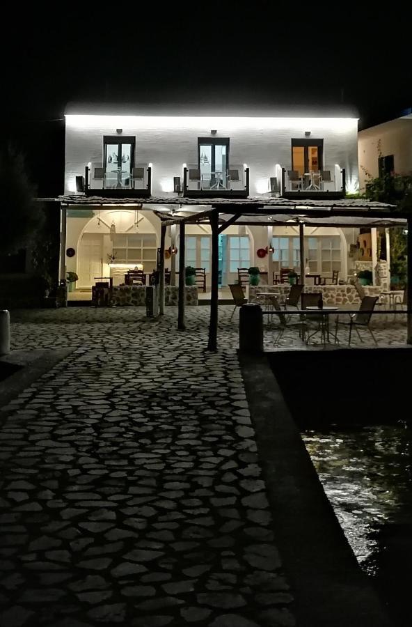 Afrodite Luxury Rooms Telendos Exterior foto